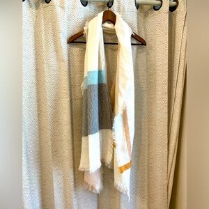 LC Shawl or Reboso for Fall